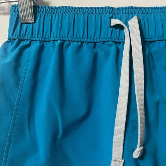 Under Armour Blue Shorts Size‎ Youth Medium - Picture 4 of 6